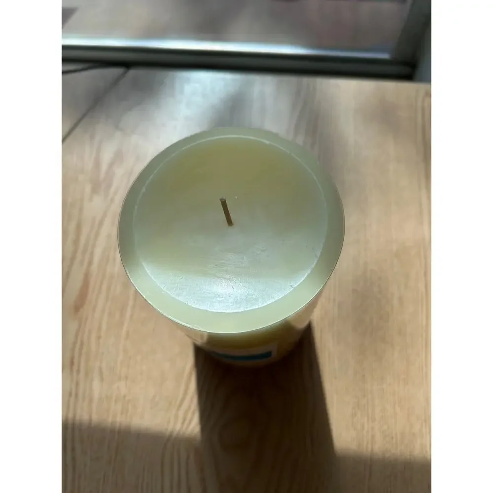 New Room Essentials Fragrance Free Pillar Candle Cream size 7